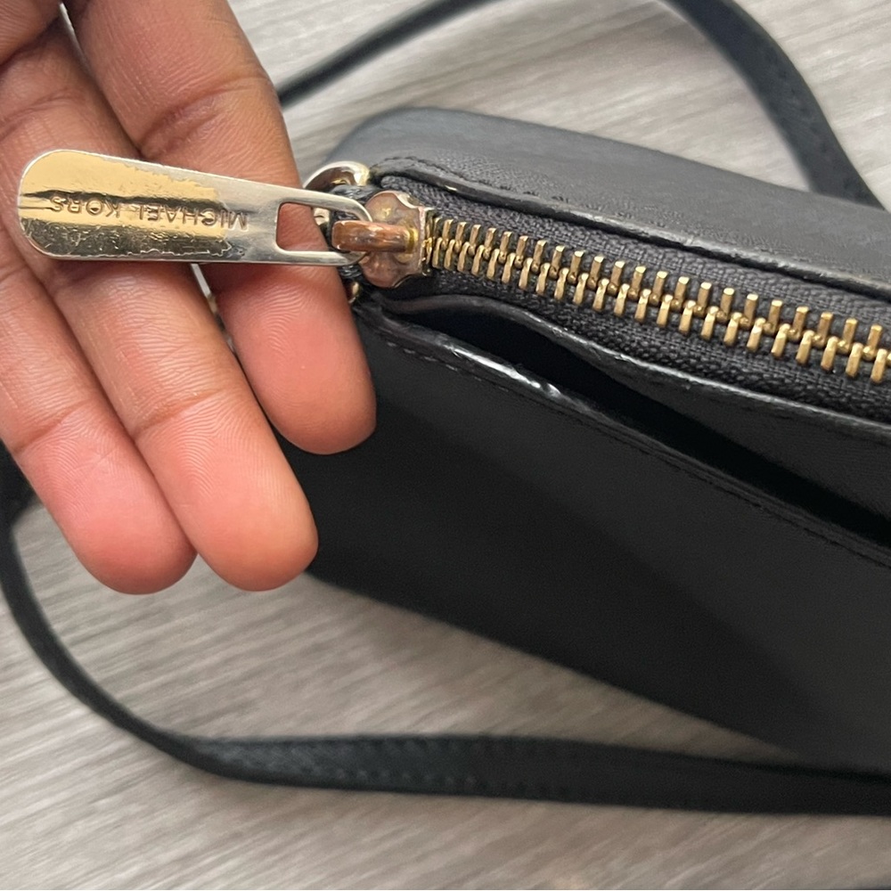 Michael Kors Crossbody Purse - Picture 8 of 8